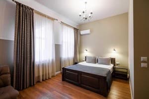 Отель MARISS hotel & business. Люкс двухместный №10 (однокомнатный) 1