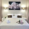 Отель MARISS hotel & business. Люкс двухместный для молодоженов (двухкомнатный) 4